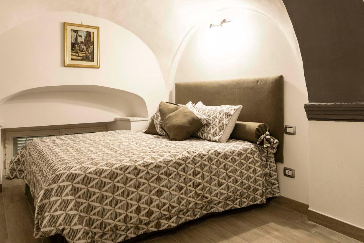 נאפולי Via Nilo 20 Apartments מראה חיצוני תמונה