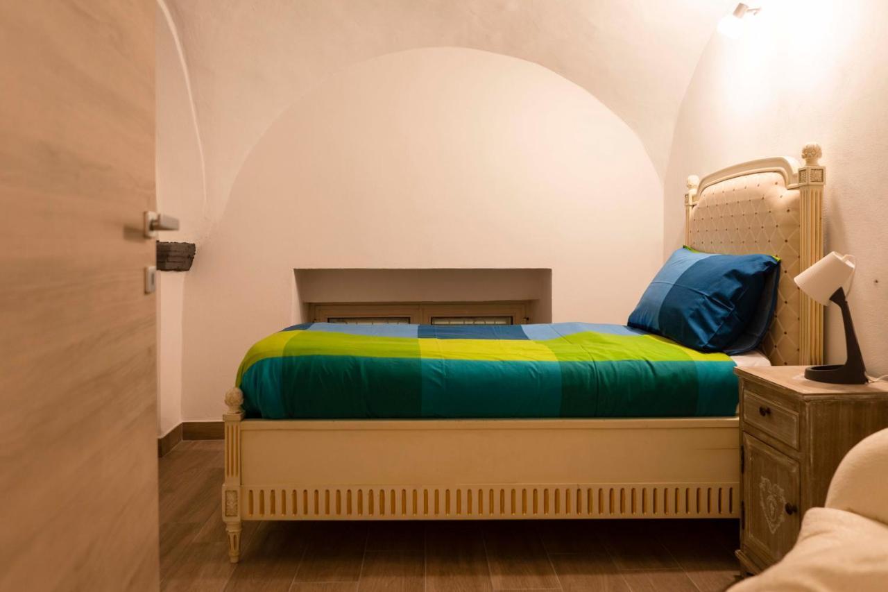 נאפולי Via Nilo 20 Apartments מראה חיצוני תמונה