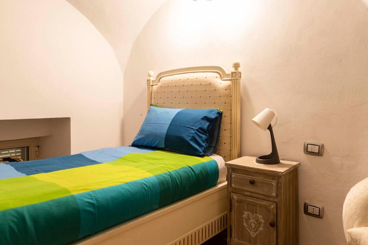 נאפולי Via Nilo 20 Apartments מראה חיצוני תמונה