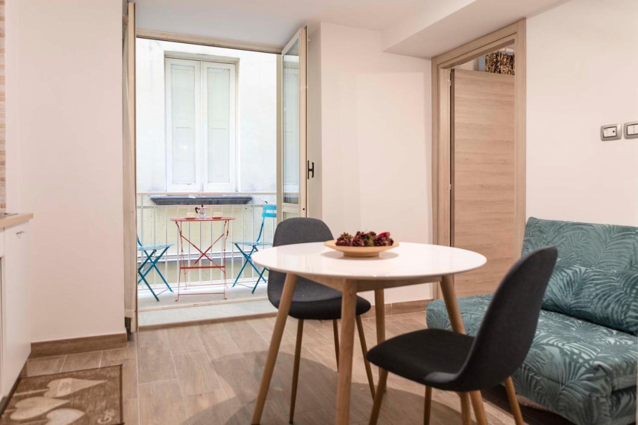 נאפולי Via Nilo 20 Apartments מראה חיצוני תמונה